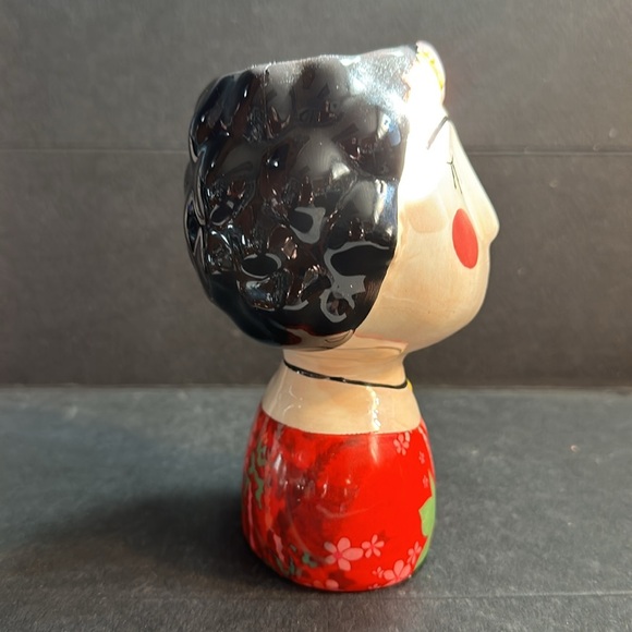 Frida Kahlo Head Pot Planter Vase 6" - Picture 4 of 6